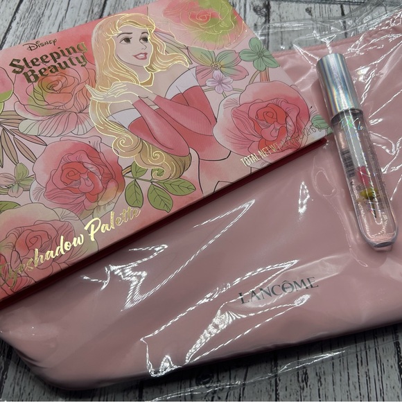 Other - Disney Sleeping Beauty Eyeshadow‎ Palette and Lip Gloss Set - Pink